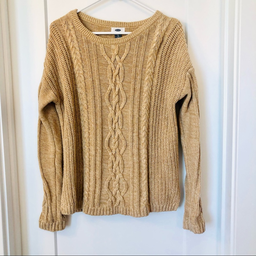 Women’s Old Navy sweater